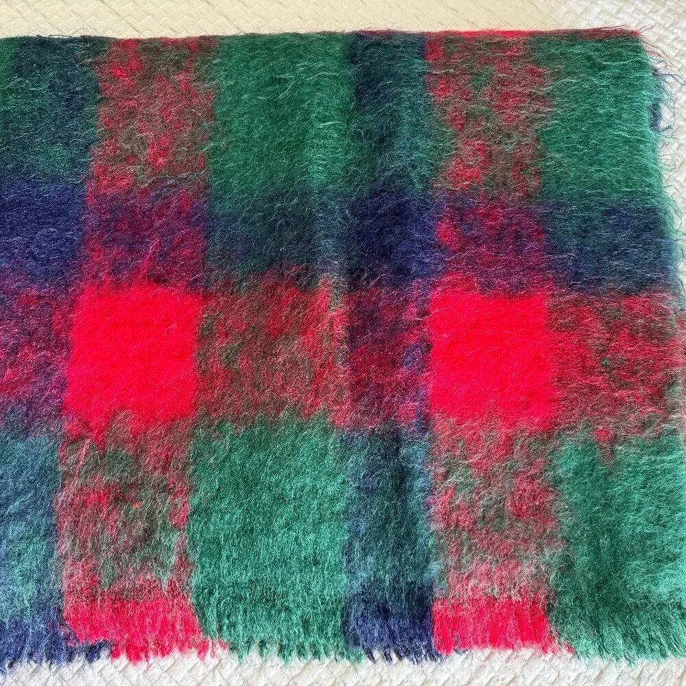 Glen Scotland Mohair Blanket 46 x 70 in Green & Red Plaid Trimingham’s Throw